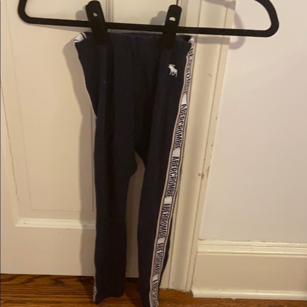 Girls black  logo leggings